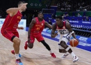 开云体育app-包含美国男篮鏖战土耳其男篮，贝弗利送出助攻的词条