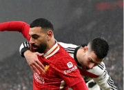 开云体育直播-利物浦遭遇曼联逆转，英超冠军路途艰险