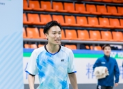 开云平台-英格兰羽毛球队鏖战印尼羽毛球队，桃田贤斗制霸全场的简单介绍