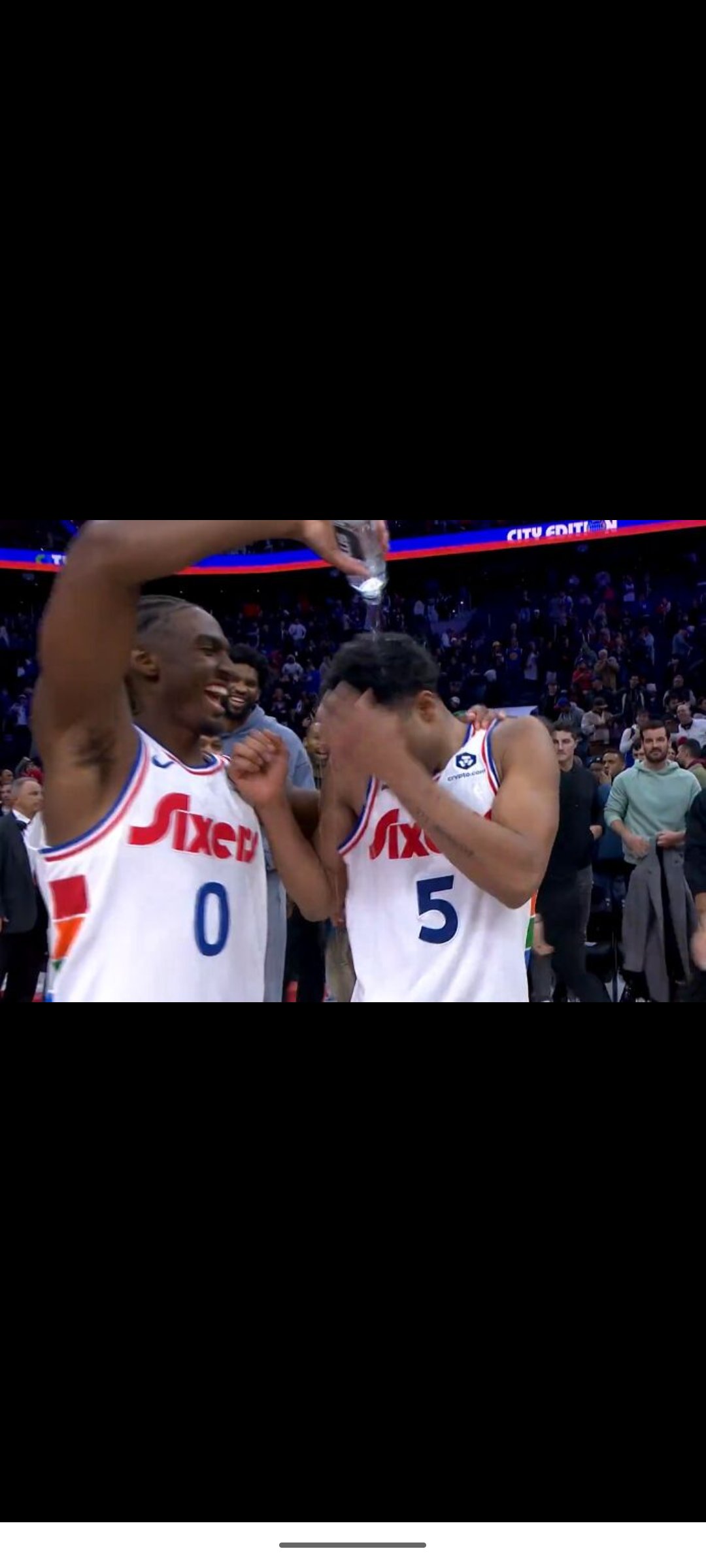 超级联赛高潮迭起,球员们迎来激烈对抗的简单介绍 超级联赛高潮迭起,球员们迎来激烈对抗的简单介绍