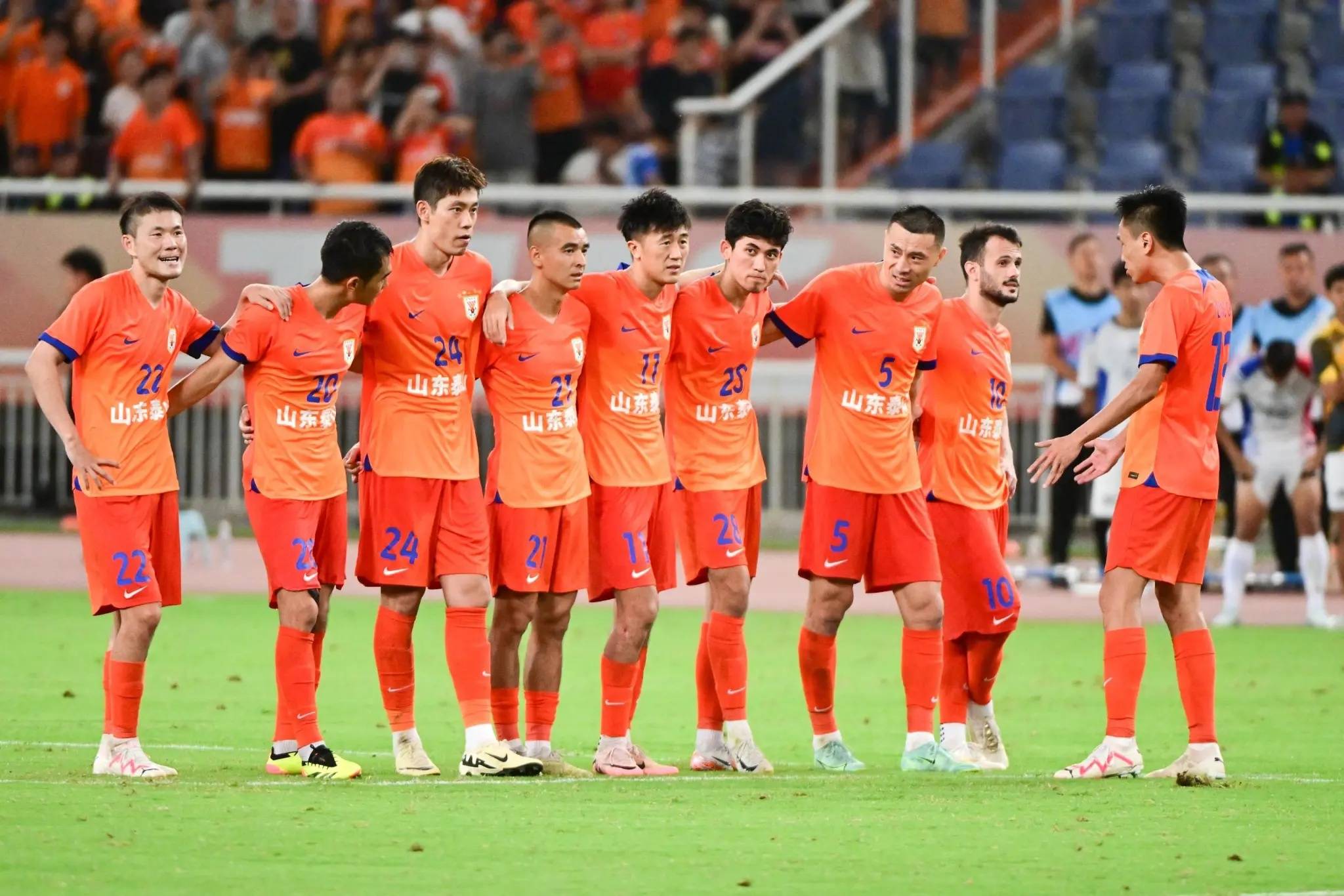 包含东南亚球队表现强劲,亚冠赛事引人注目的词条 包含东南亚球队表现强劲,亚冠赛事引人注目的词条