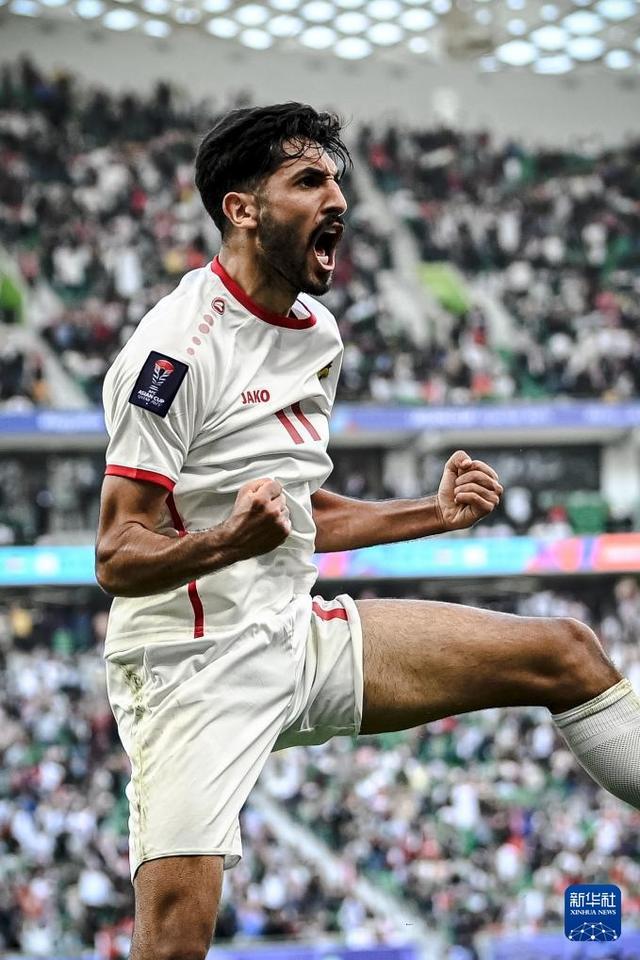 欧预赛:约旦队在辗转折腾中晋级,小组出线 欧预赛:约旦队在辗转折腾中晋级,小组出线