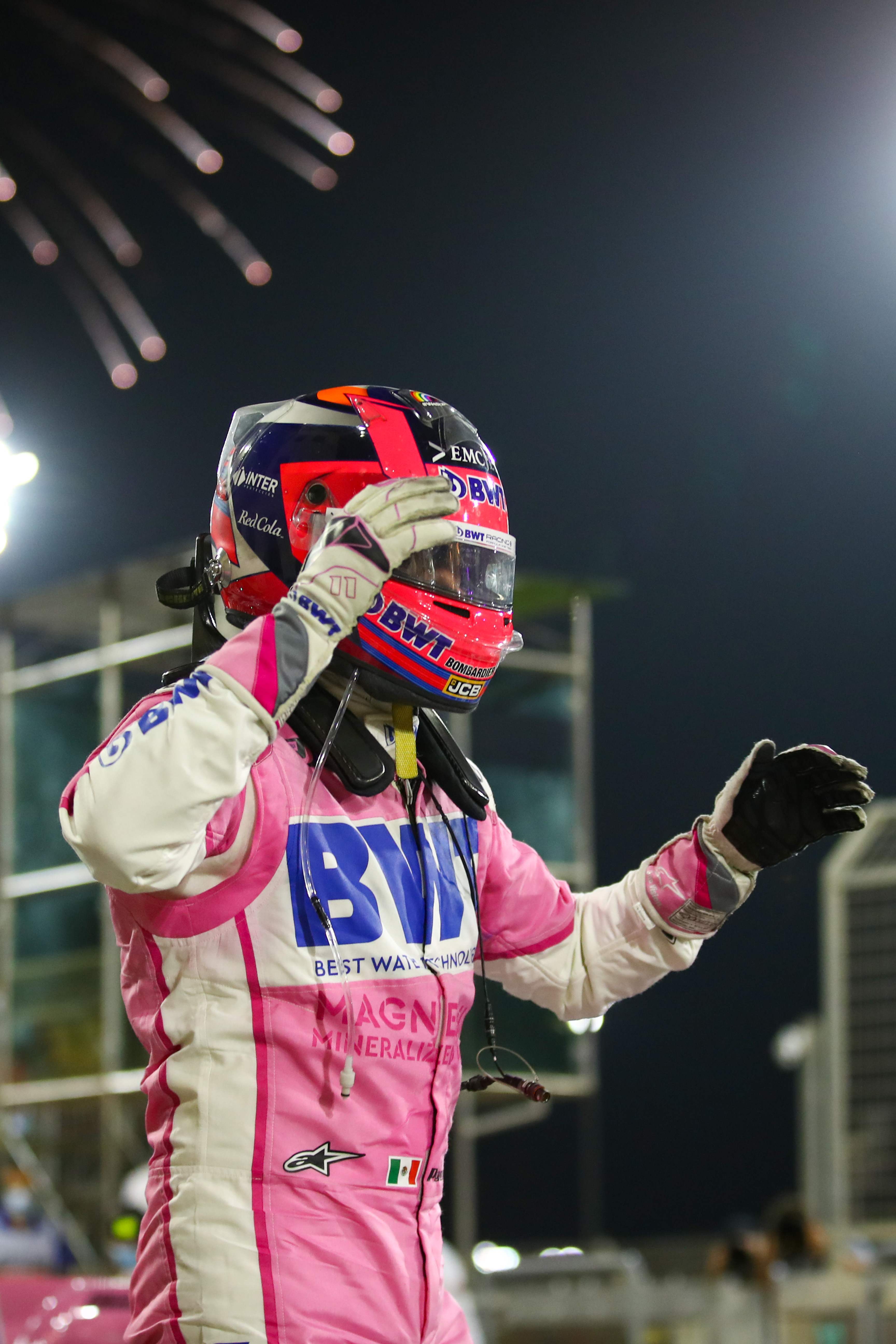 关于雷诺车队轻取索伯车队，佩雷兹带队取胜的信息