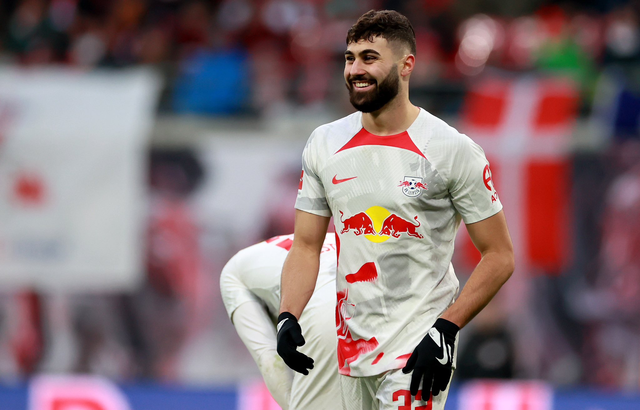 罗马碾压莱比锡红牛，法比尼奥关键制胜的简单介绍