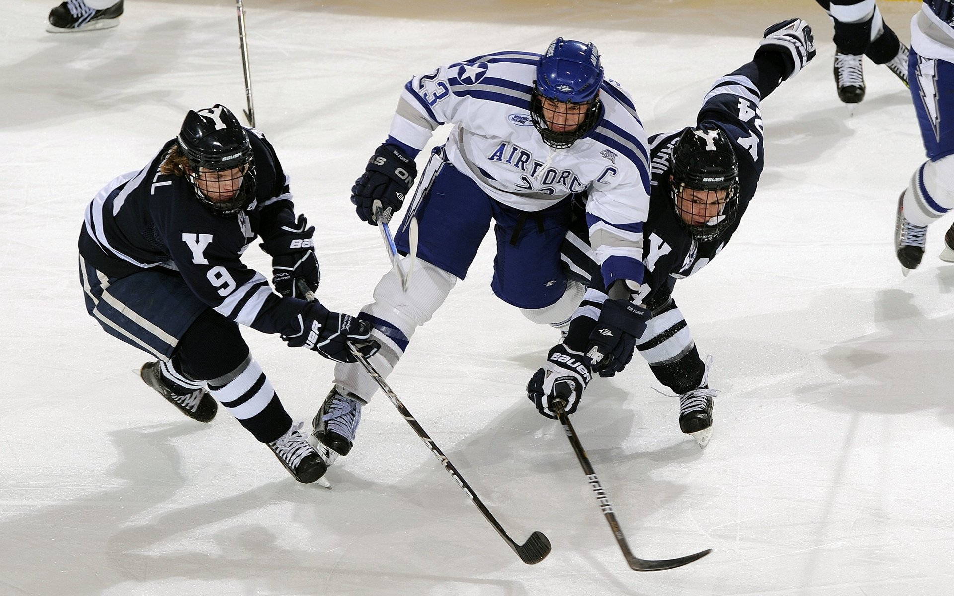 蒂亚戈爆发，希腊全面压制塞维利亚，一场技术与战术的完美交响