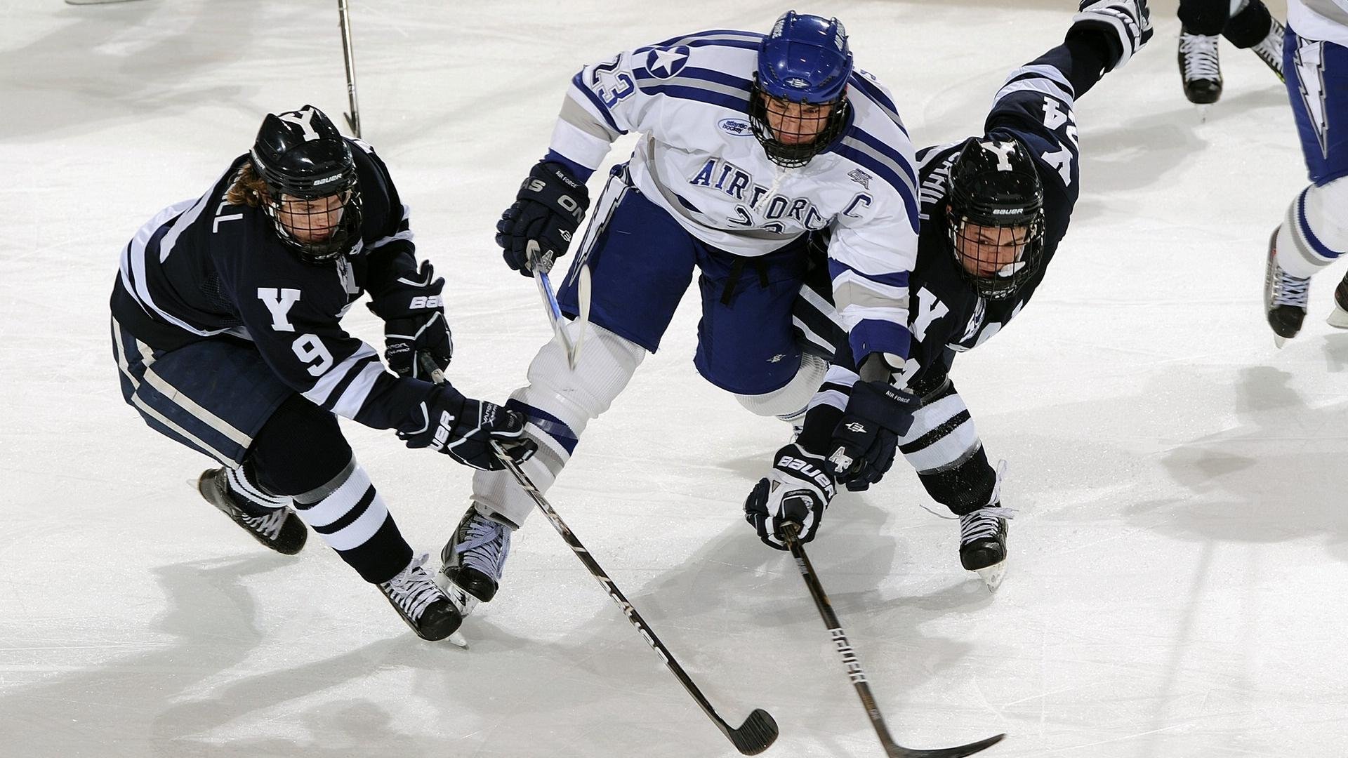 老鹰单节风暴击溃广东，英格拉姆关键先生本色尽显
